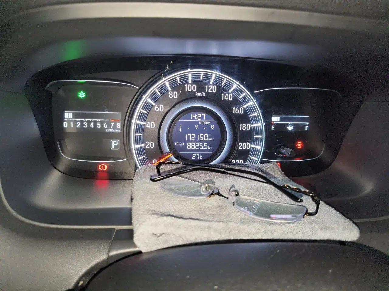 Honda Odyssey 2015 2.4L Smart Edition — миниатюра 12