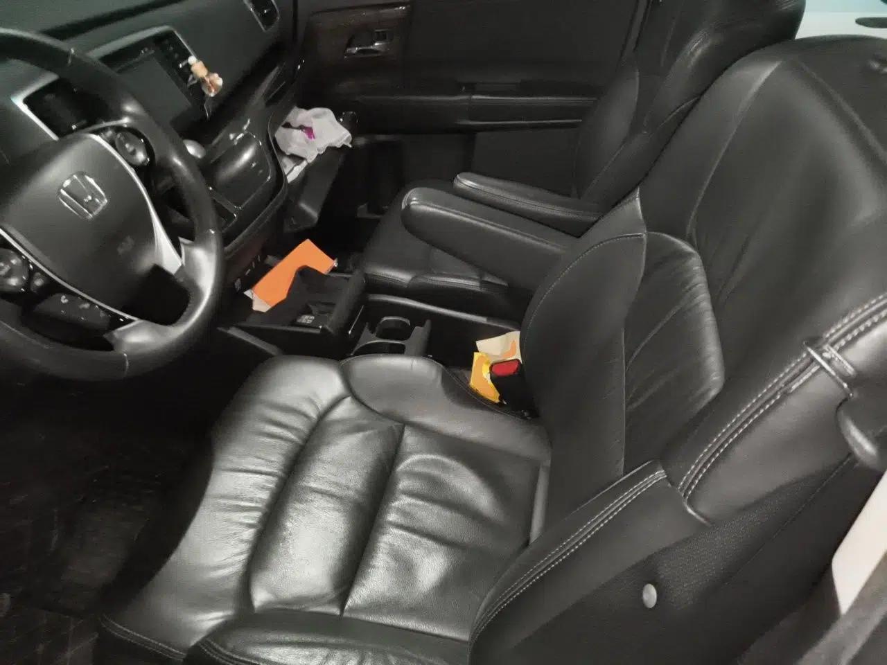 Honda Odyssey 2015 2.4L Smart Edition — миниатюра 15