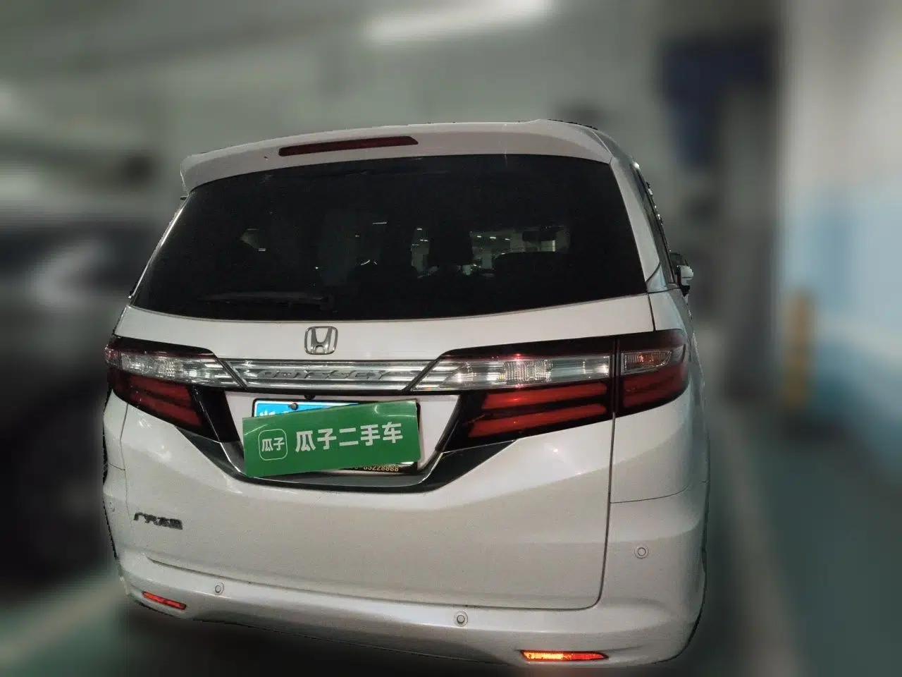 Honda Odyssey 2015 2.4L Smart Edition — миниатюра 5