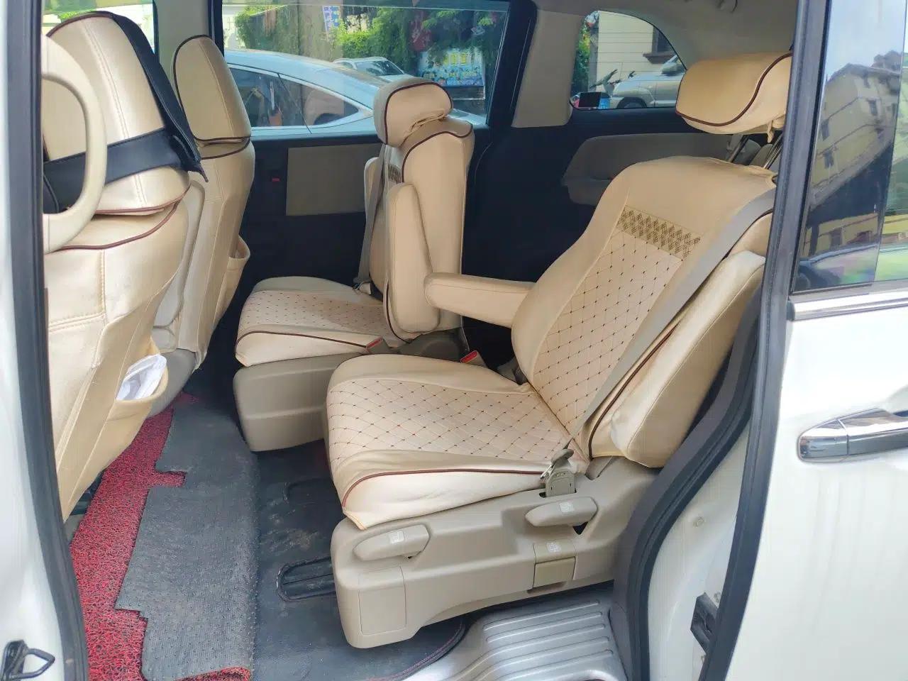 Honda Odyssey 2015 Revised 2.4L Luxury Edition — миниатюра 17
