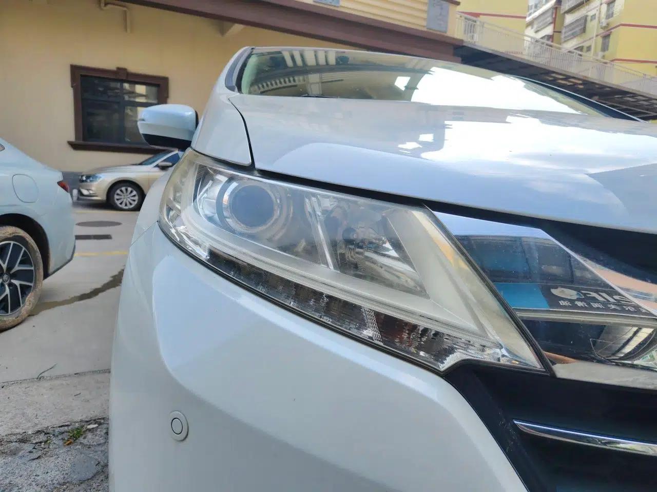 Honda Odyssey 2015 Revised 2.4L Luxury Edition — миниатюра 7