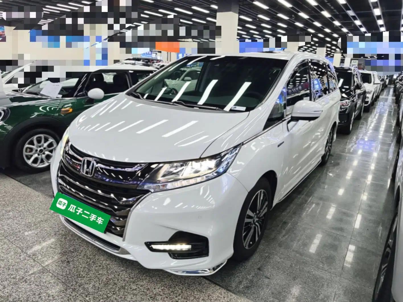 Honda Odyssey 2021 2.0L Rui·Luxury Edition — миниатюра 1