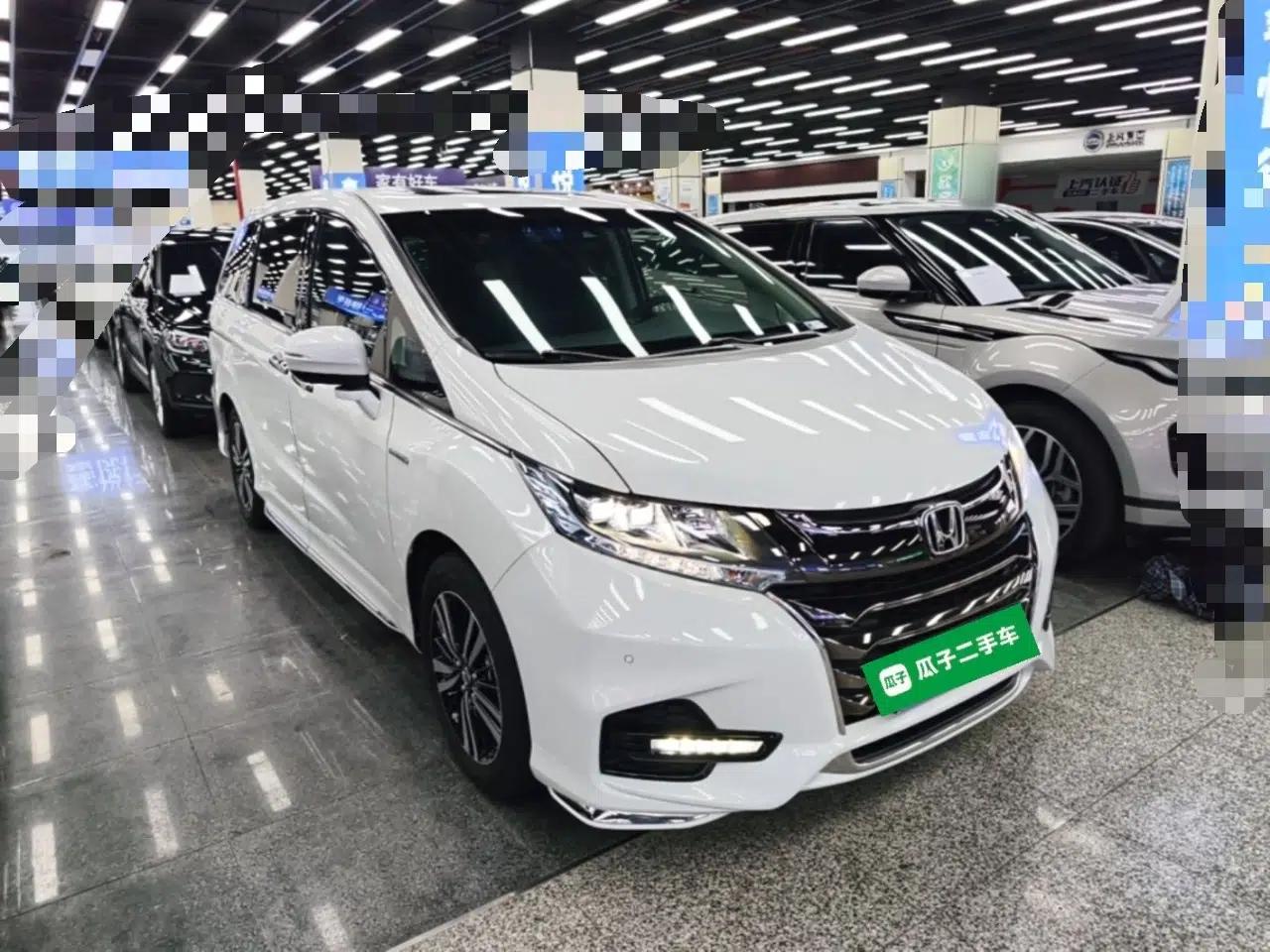 Honda Odyssey 2021 2.0L Rui·Luxury Edition — миниатюра 3