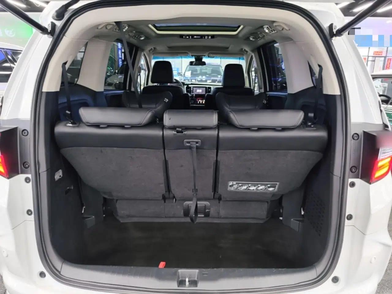 Honda Odyssey 2021 2.0L Rui·Luxury Edition — миниатюра 22