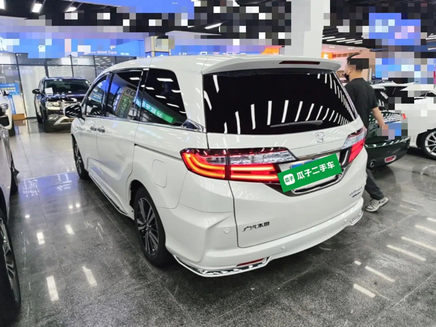 Honda Odyssey 2021 2.0L Rui·Luxury Edition — миниатюра 4