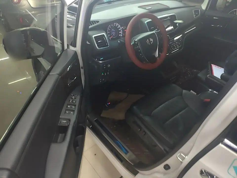 Honda Odyssey 2018 2.4L Smart Edition — миниатюра 18