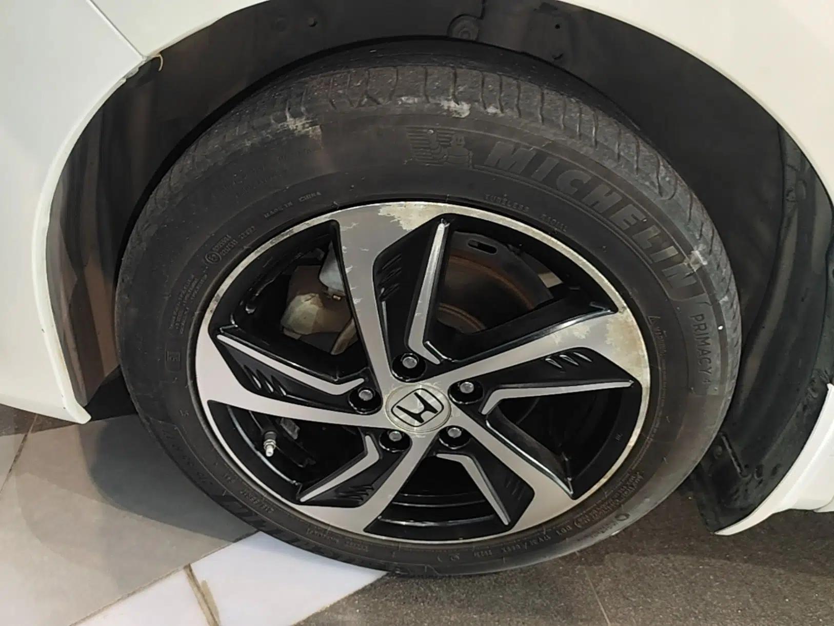 Honda Odyssey 2015 2.4L Smart Edition — миниатюра 15