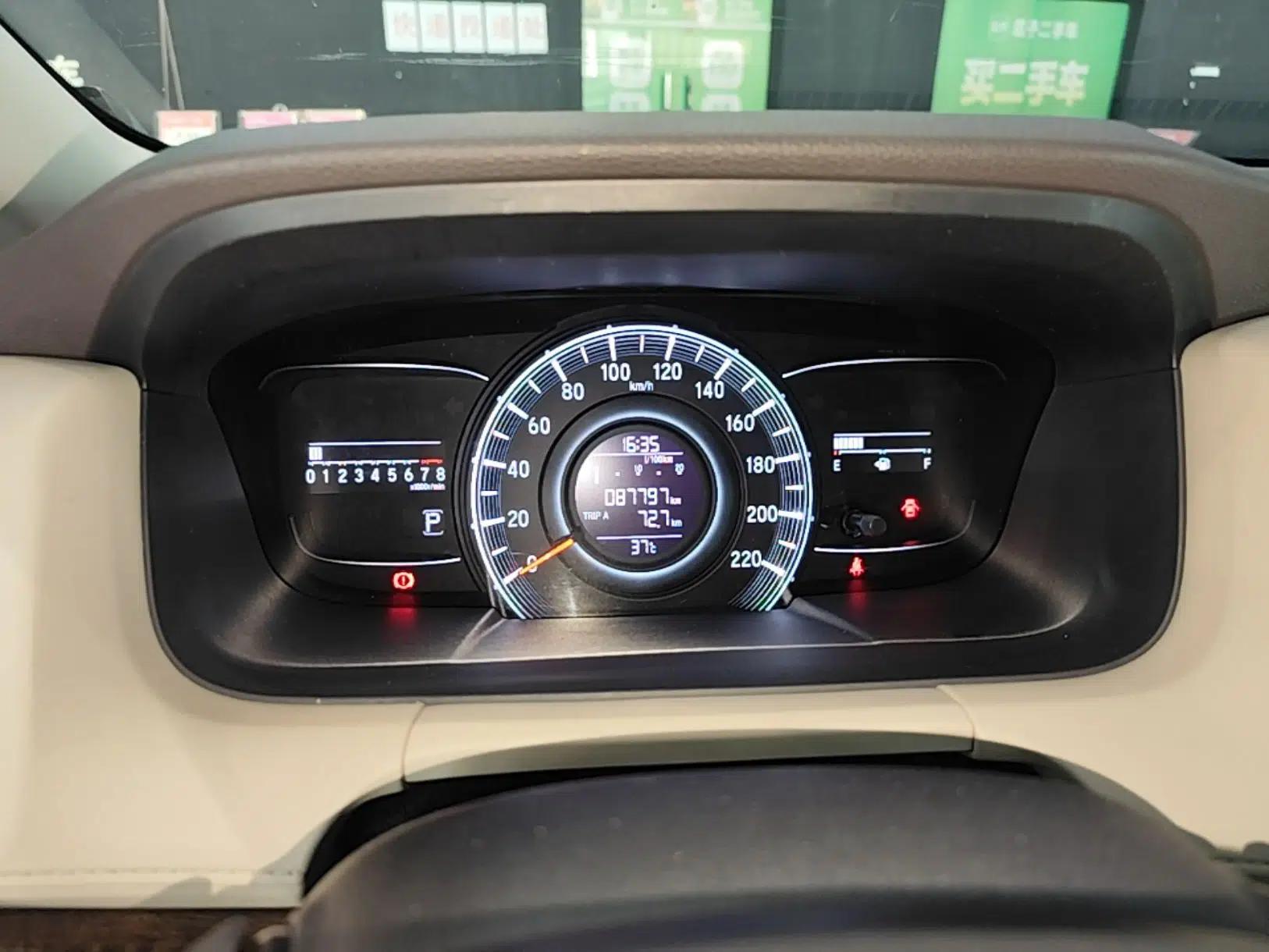 Honda Odyssey 2015 2.4L Smart Edition — миниатюра 19