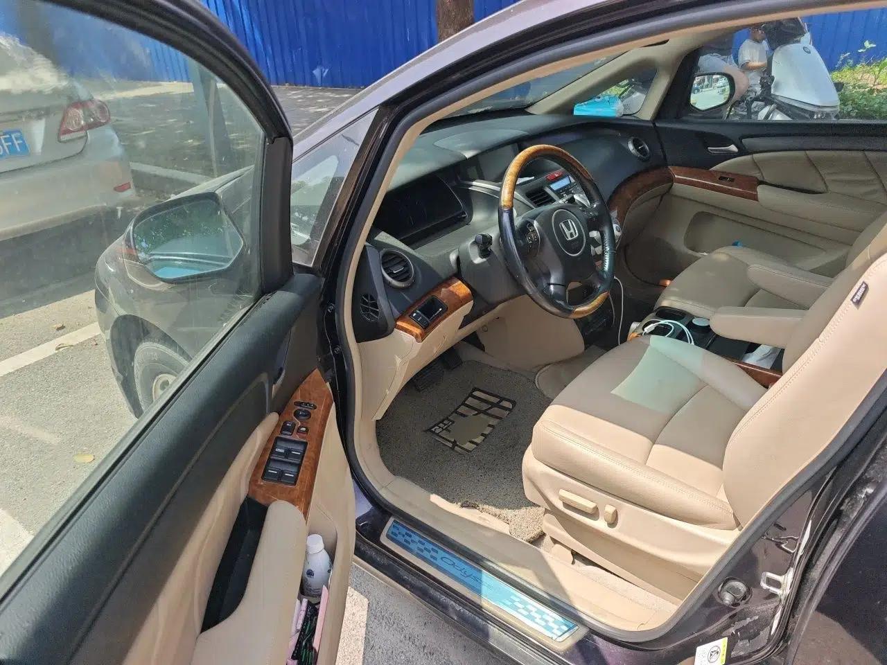 Honda Odyssey 2008 2.4L Luxury Edition — миниатюра 16