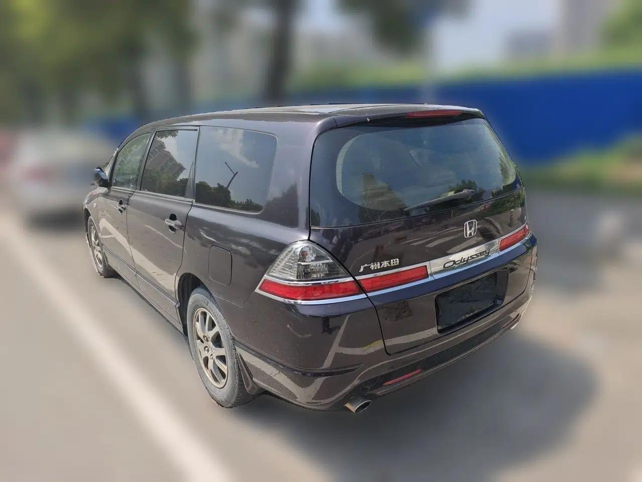 Honda Odyssey 2008 2.4L Luxury Edition — миниатюра 4