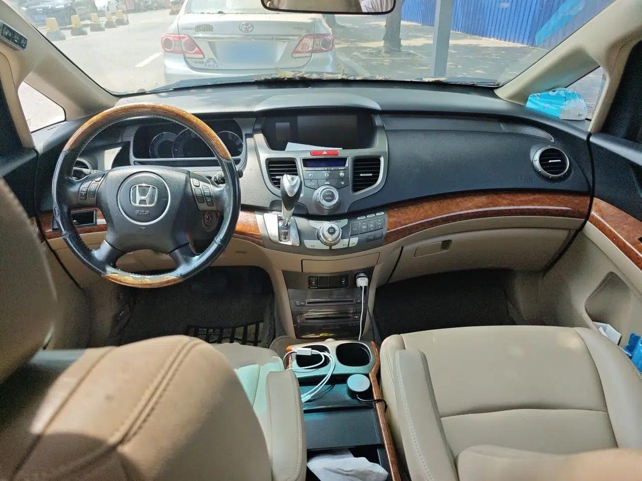 Honda Odyssey 2008 2.4L Luxury Edition — миниатюра 9