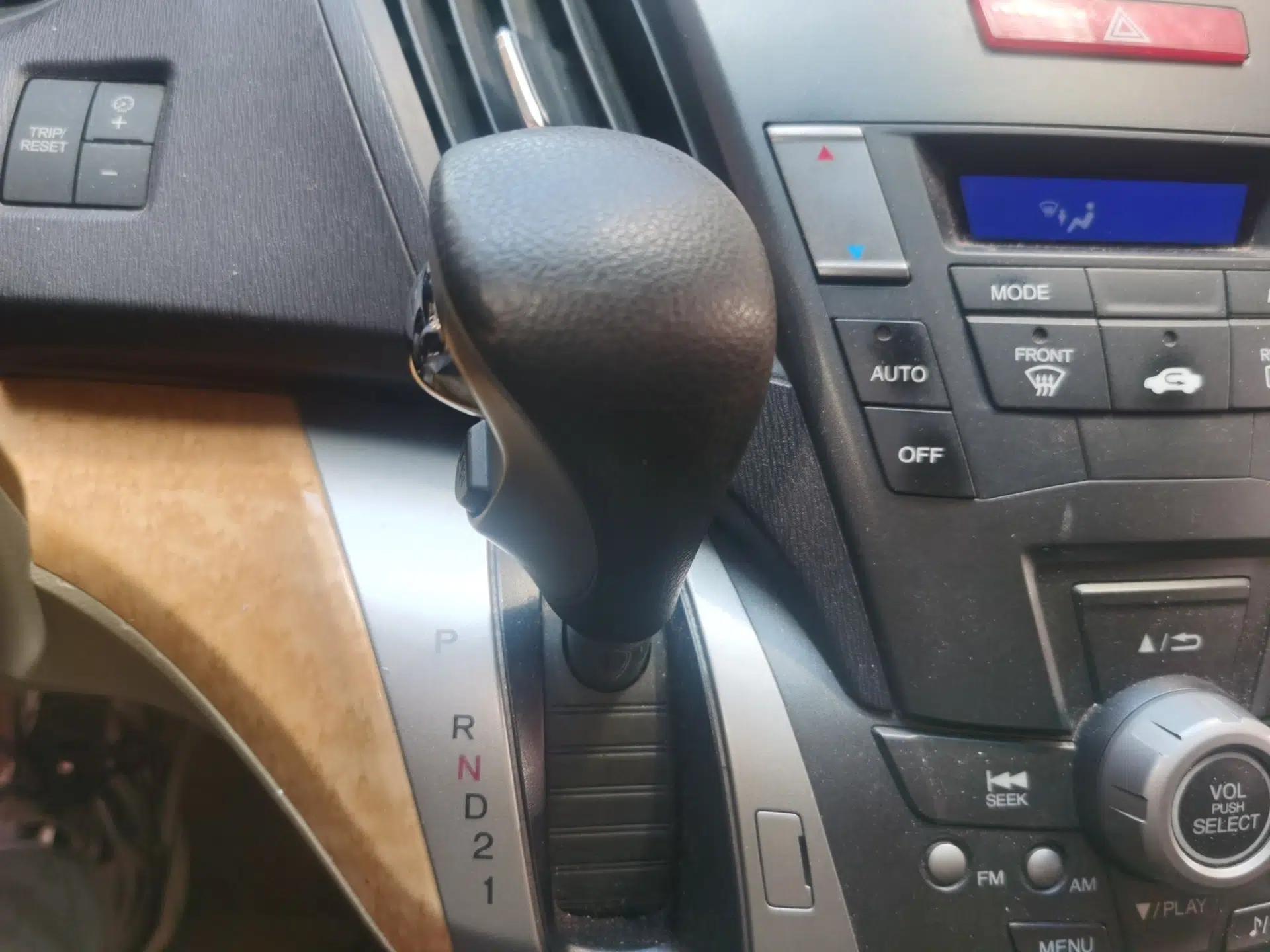 Honda Odyssey 2011 Jingxiu 2.4L Comfort Version — миниатюра 14