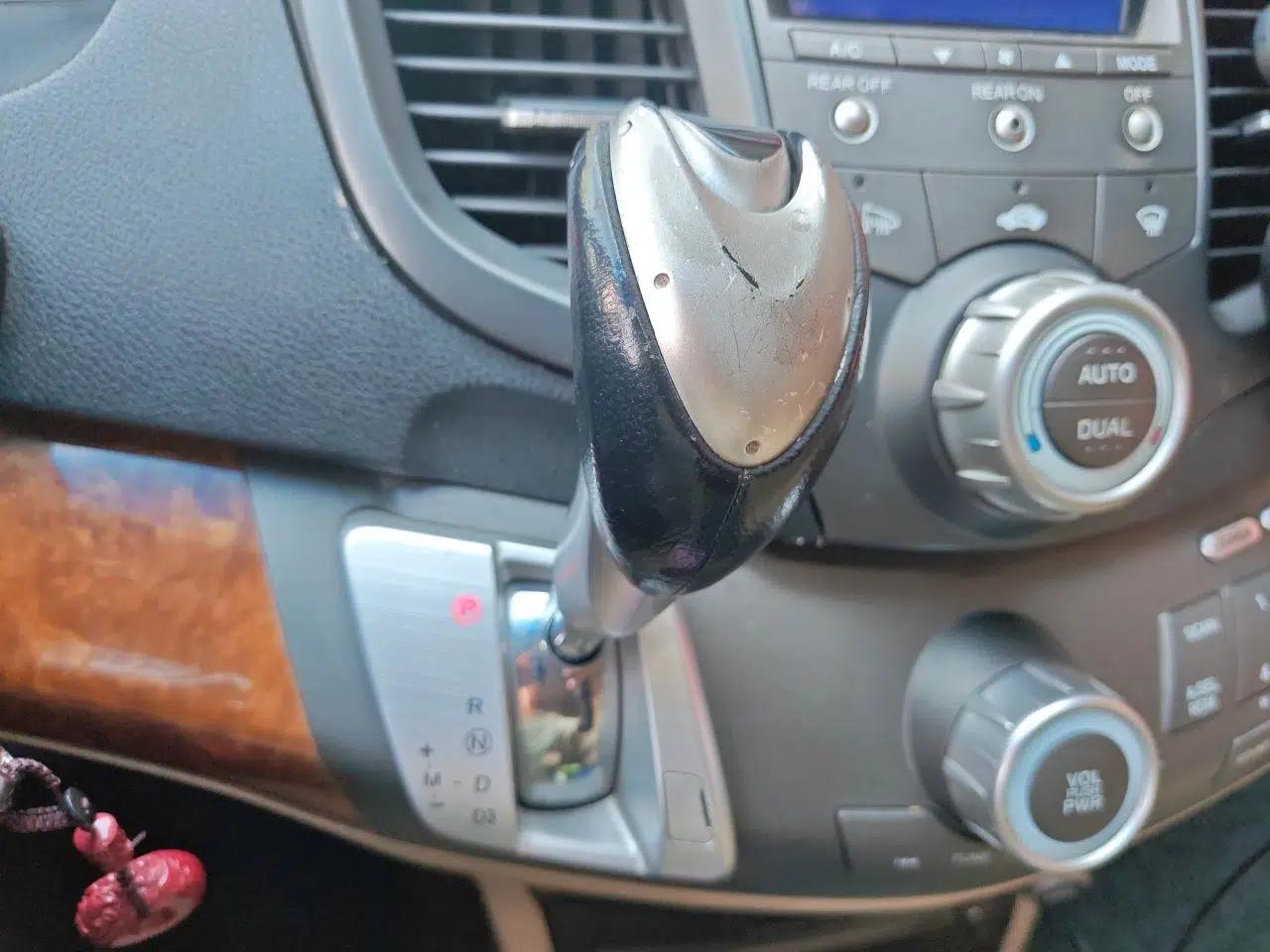 Honda Odyssey 2008 2.4L Comfort Edition — миниатюра 14