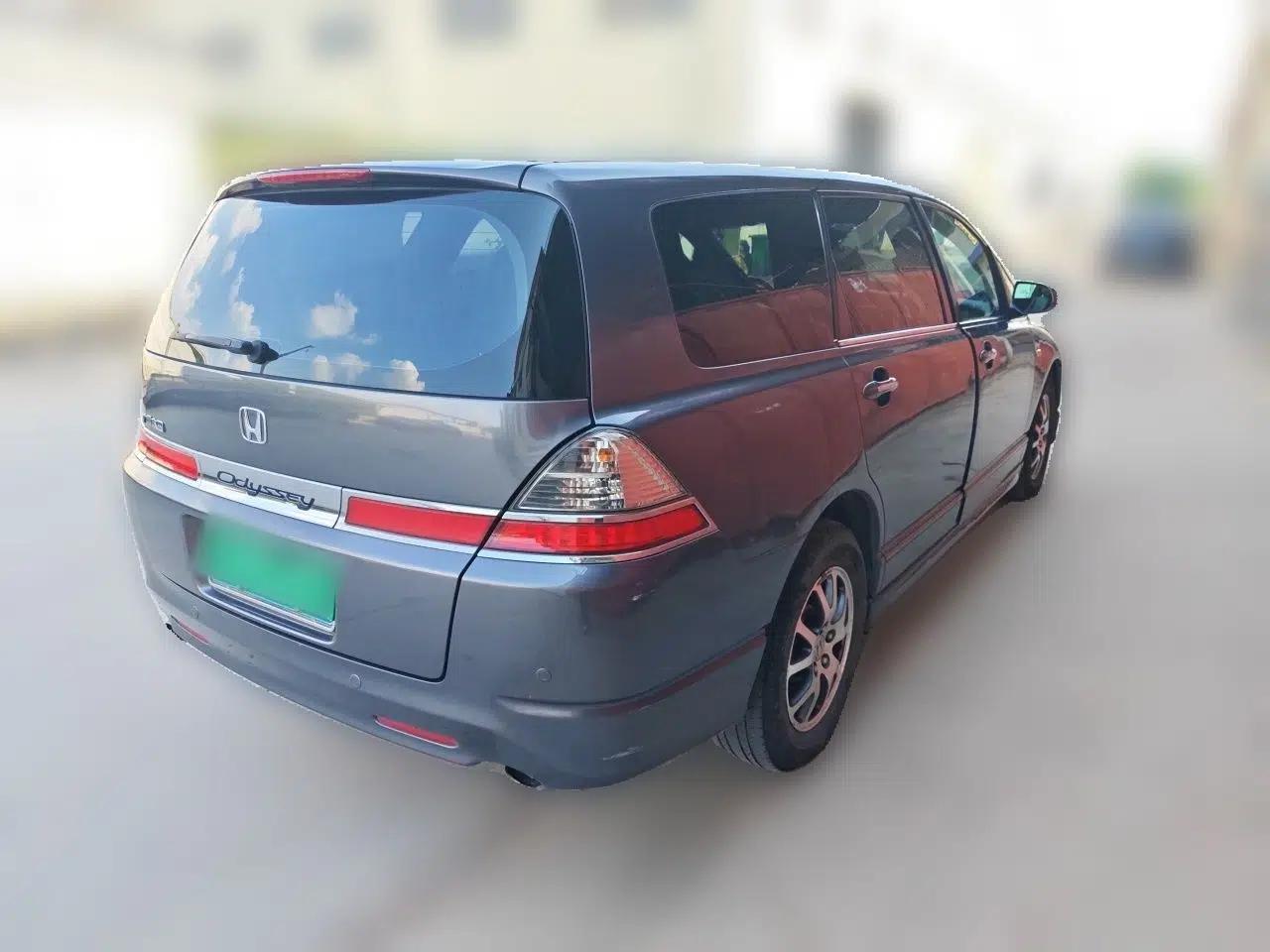 Honda Odyssey 2008 2.4L Comfort Edition — миниатюра 6
