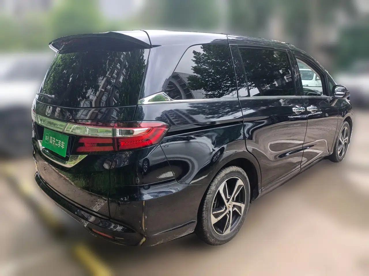 Honda Odyssey 2017 2.4L Smart Edition — миниатюра 6