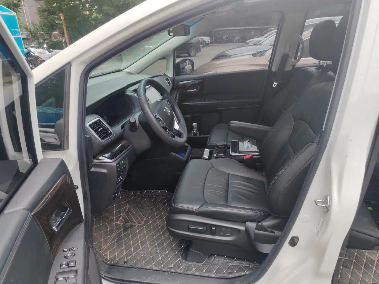 Honda Odyssey 2019 2.0L Rui·Smart Edition — миниатюра 15