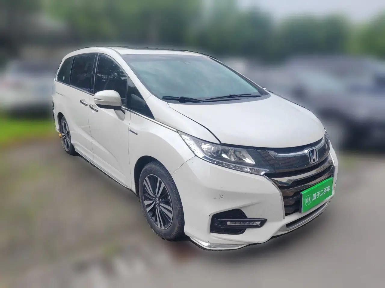 Honda Odyssey 2019 2.0L Rui·Smart Edition — миниатюра 3
