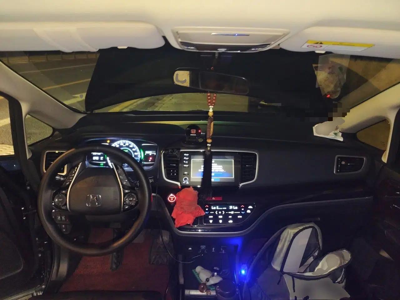 Honda Odyssey 2021 2.0L Rui·Smart Edition — миниатюра 9