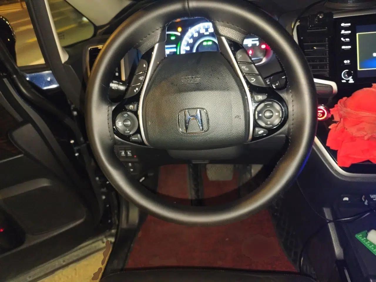 Honda Odyssey 2021 2.0L Rui·Smart Edition — миниатюра 10
