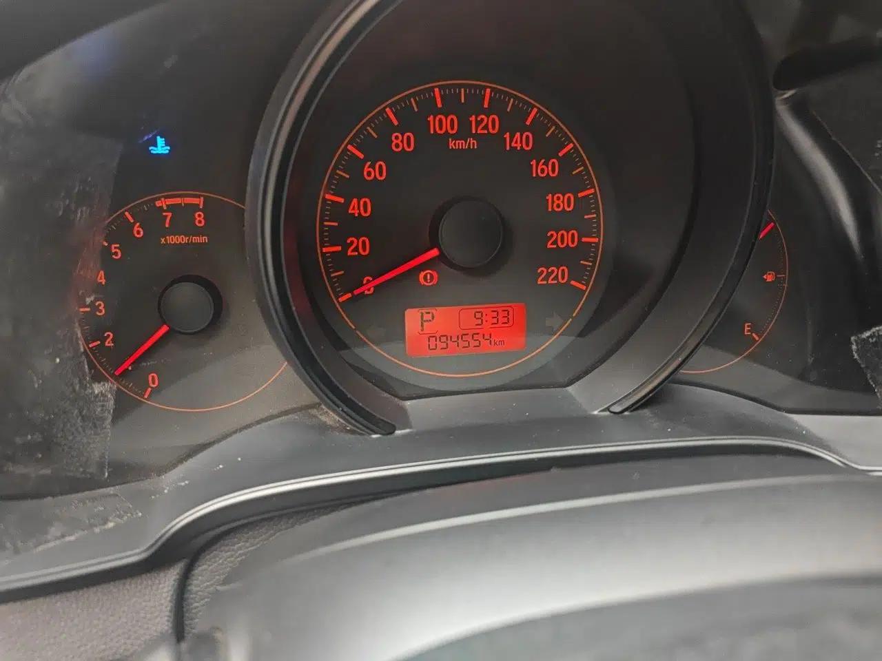 Honda Fit 2014 1.5L LX CVT Comfort Model — миниатюра 12