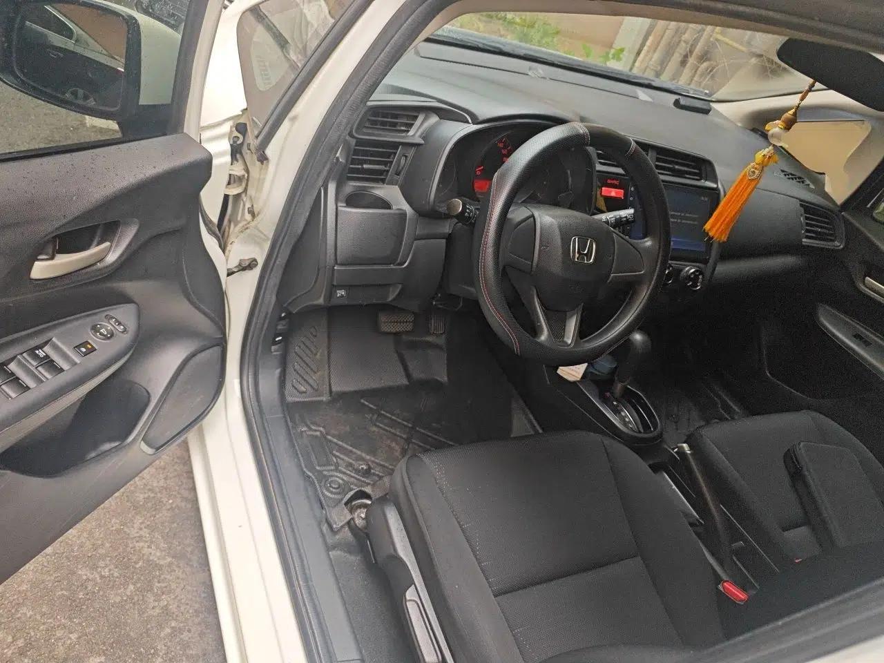 Honda Fit 2014 1.5L LX CVT Comfort Model — миниатюра 16