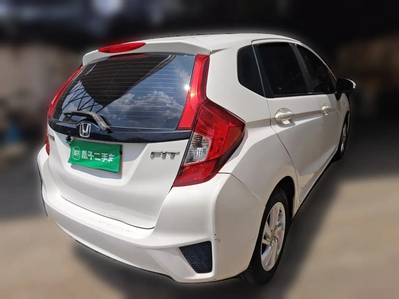 Honda Fit 2014 1.5L LX Manual Comfort Model — миниатюра 6