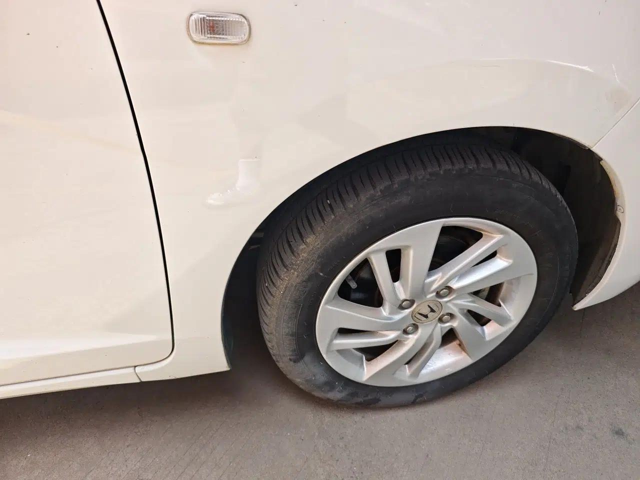 Honda Fit 2014 1.5L LX Manual Comfort Model — миниатюра 8