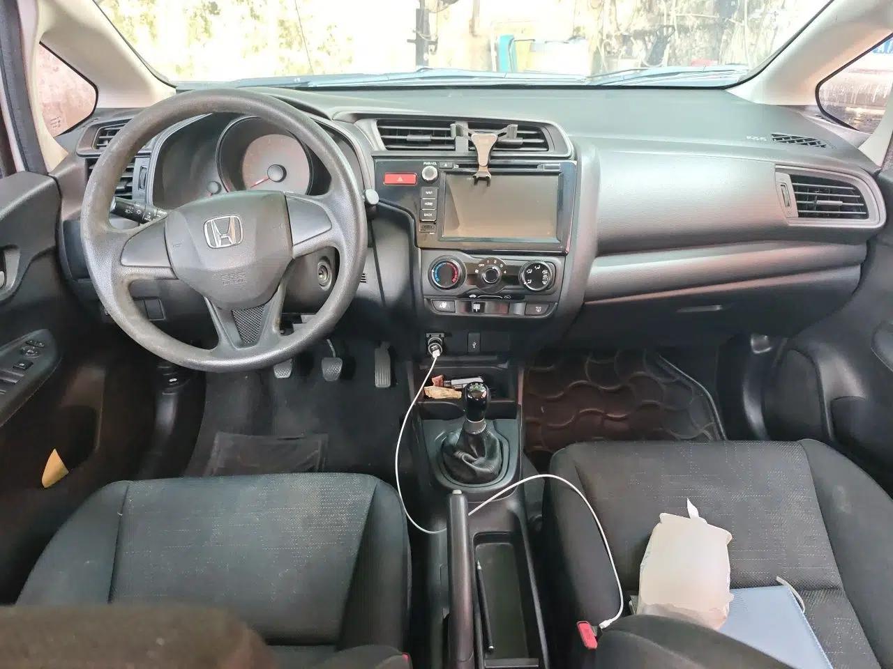 Honda Fit 2014 1.5L LX Manual Comfort Model — миниатюра 9