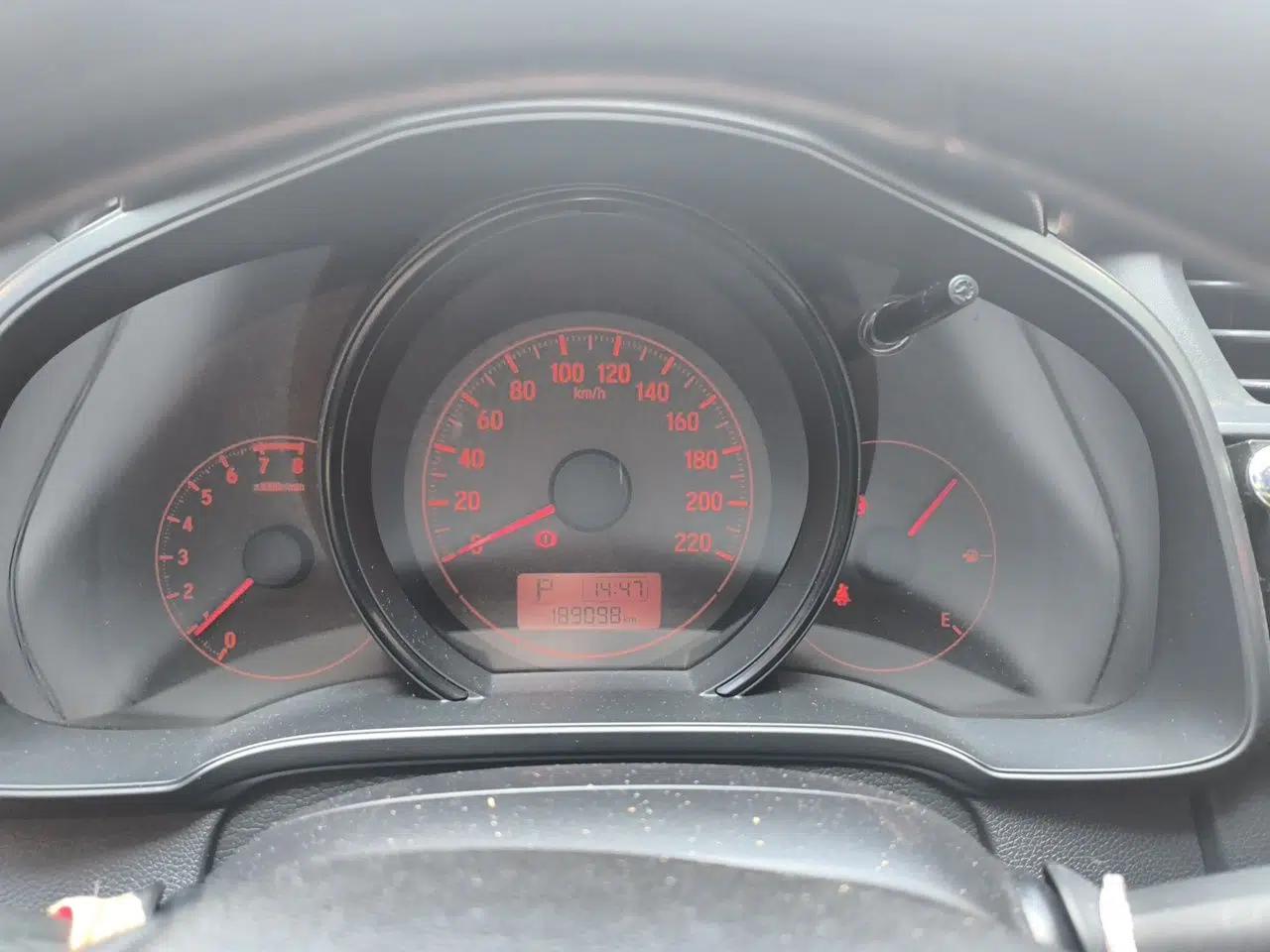 Honda Fit 2016 1.5L LX CVT Comfort Model — миниатюра 11