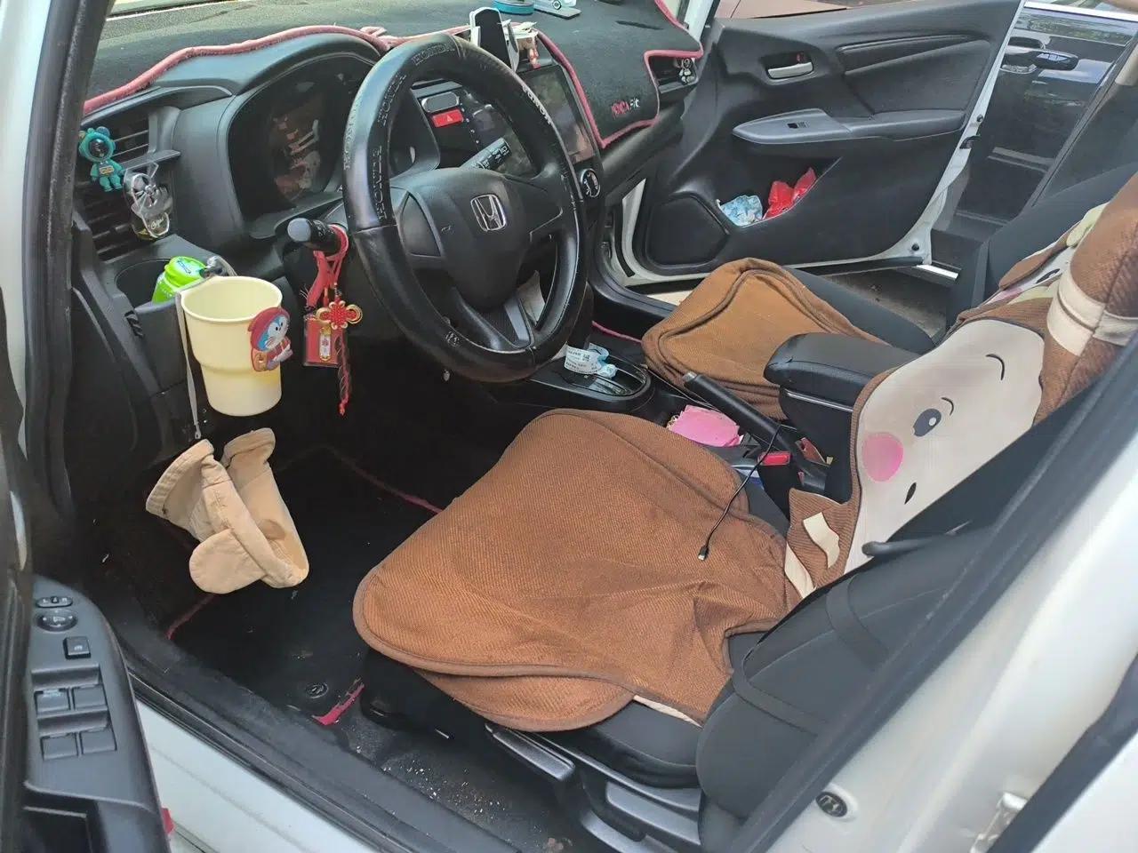 Honda Fit 2016 1.5L LX CVT Comfort Model — миниатюра 15