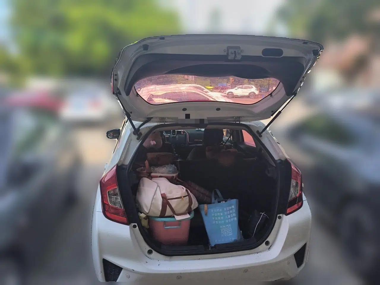 Honda Fit 2016 1.5L LX CVT Comfort Model — миниатюра 19
