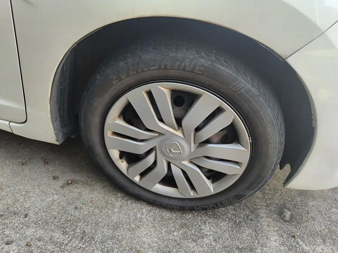Honda Fit 2016 1.5L LX CVT Comfort Model — миниатюра 8