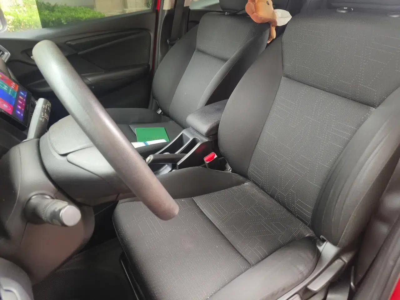 Honda Fit 2014 1.5L LX CVT Comfort Model — миниатюра 15