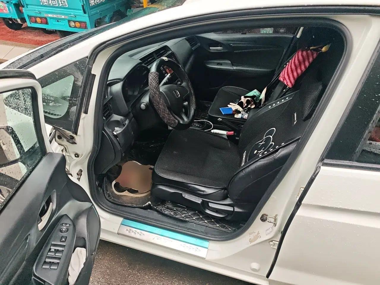 Honda Fit 2014 1.5L LX CVT Comfort Model — миниатюра 16