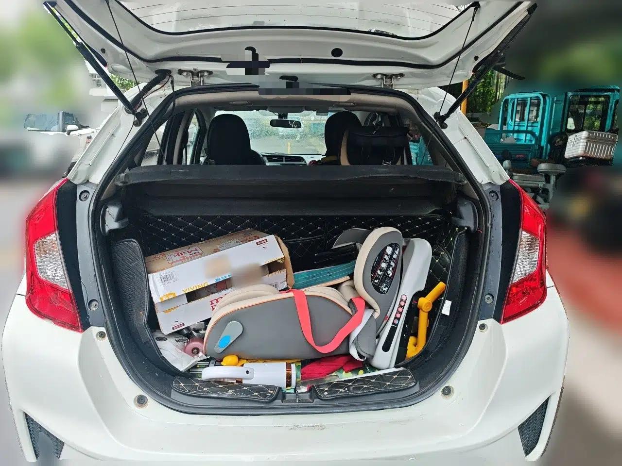 Honda Fit 2014 1.5L LX CVT Comfort Model — миниатюра 19