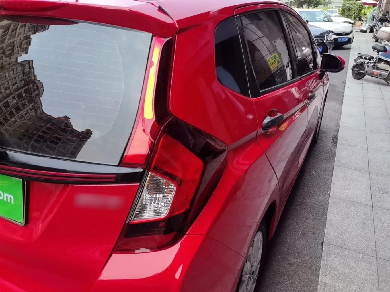 Honda Fit 2016 1.5L LXS CVT Comfort Sunroof Version — миниатюра 12
