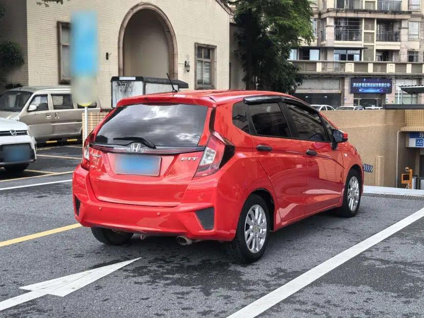 Honda Fit 2016 1.5L LXS CVT Comfort Sunroof Version — миниатюра 18