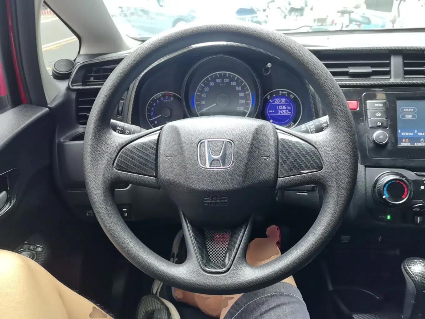 Honda Fit 2016 1.5L LXS CVT Comfort Sunroof Version — миниатюра 22