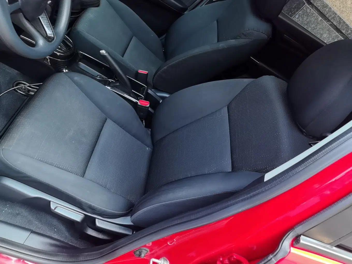 Honda Fit 2016 1.5L LXS CVT Comfort Sunroof Version — миниатюра 26
