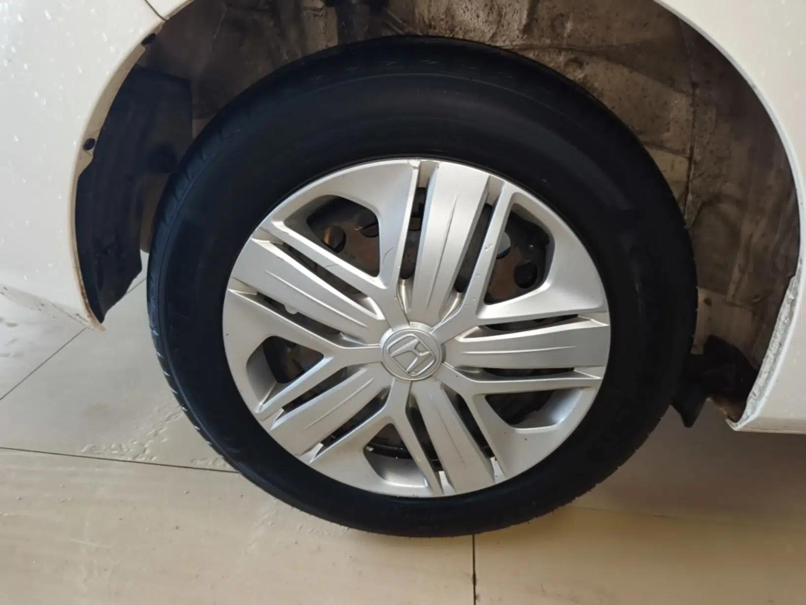 Honda Fit 2018 1.5L CVT Comfort Version — миниатюра 11