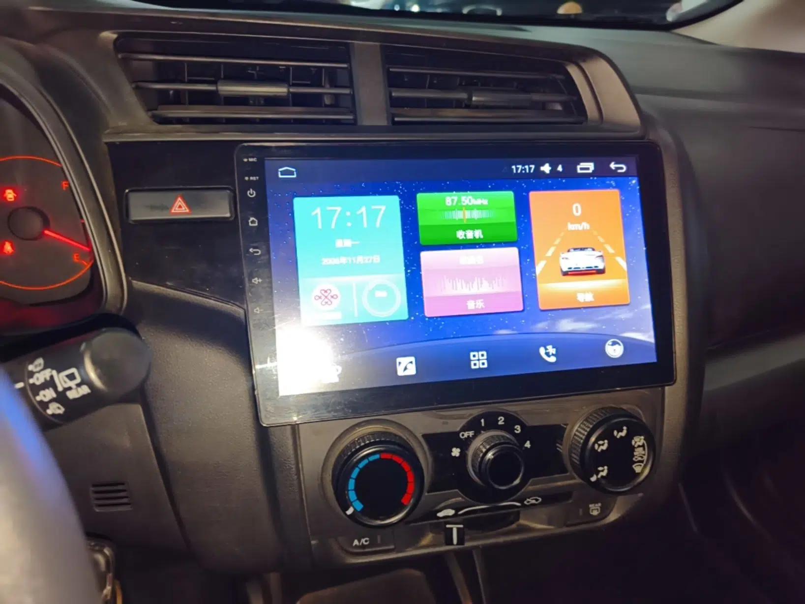 Honda Fit 2018 1.5L CVT Comfort Version — миниатюра 15