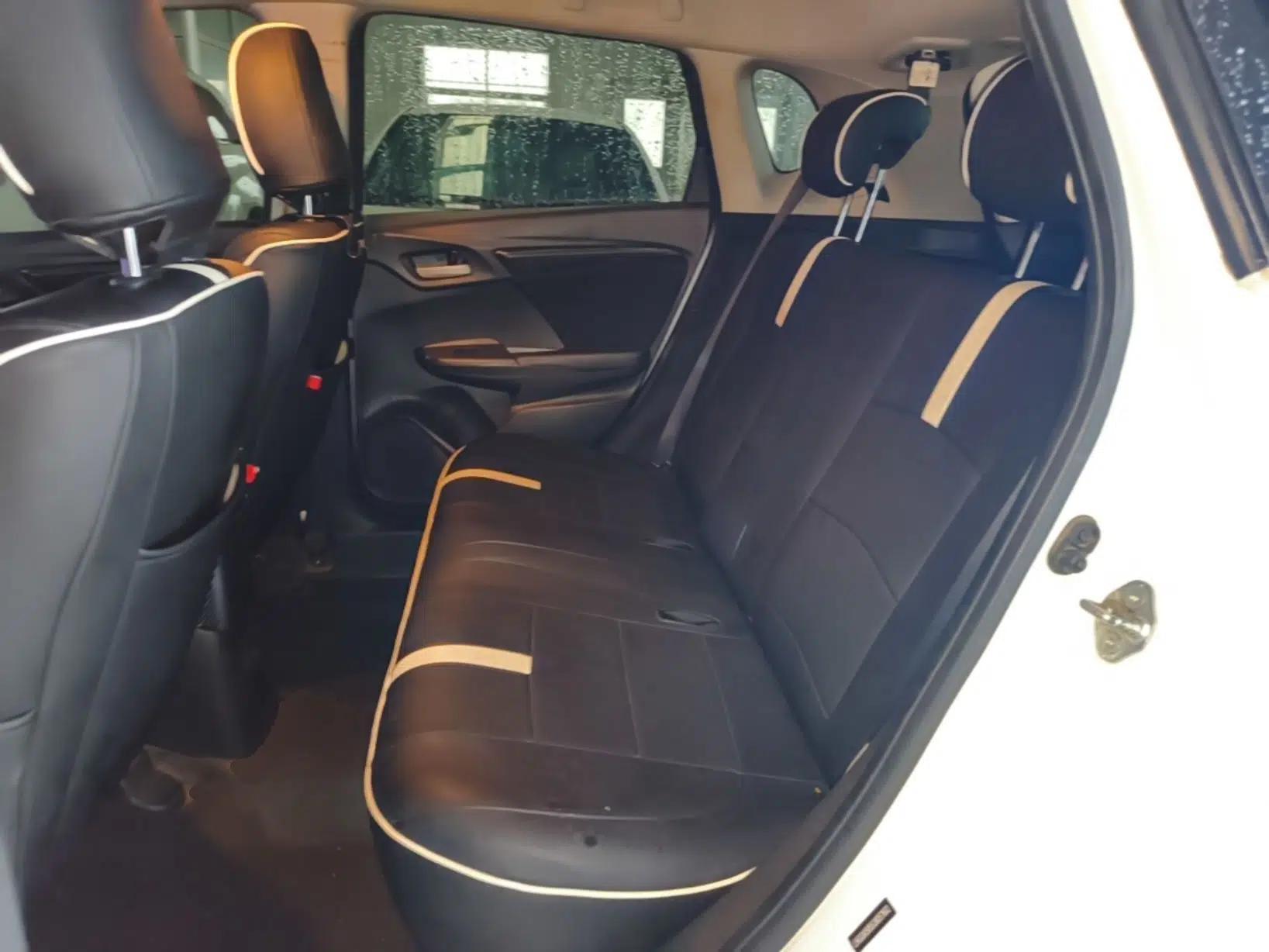 Honda Fit 2018 1.5L CVT Comfort Version — миниатюра 20