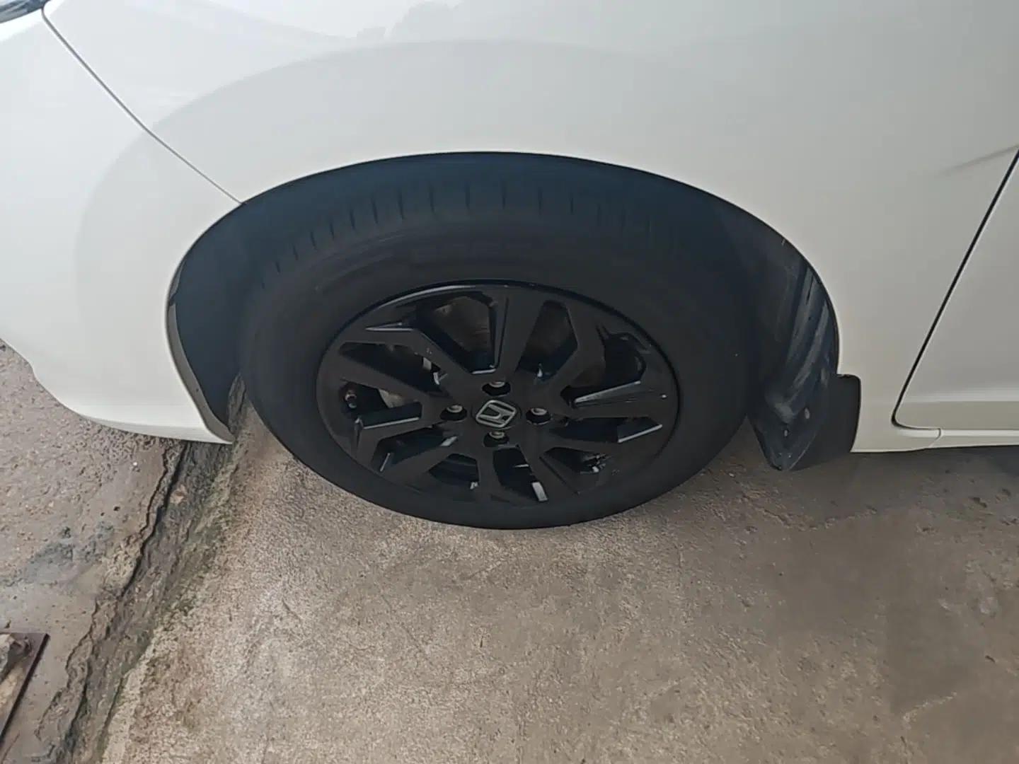 Honda Fit 2018 1.5L CVT Comfort Version — миниатюра 10