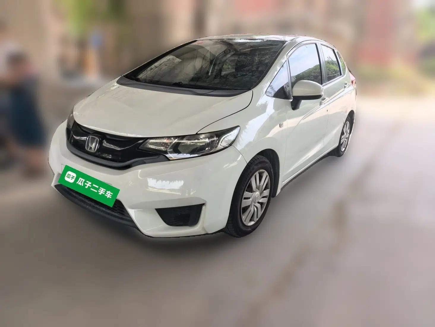 Honda Fit 2016 1.5L LXS CVT Comfort Sunroof Version — миниатюра 1