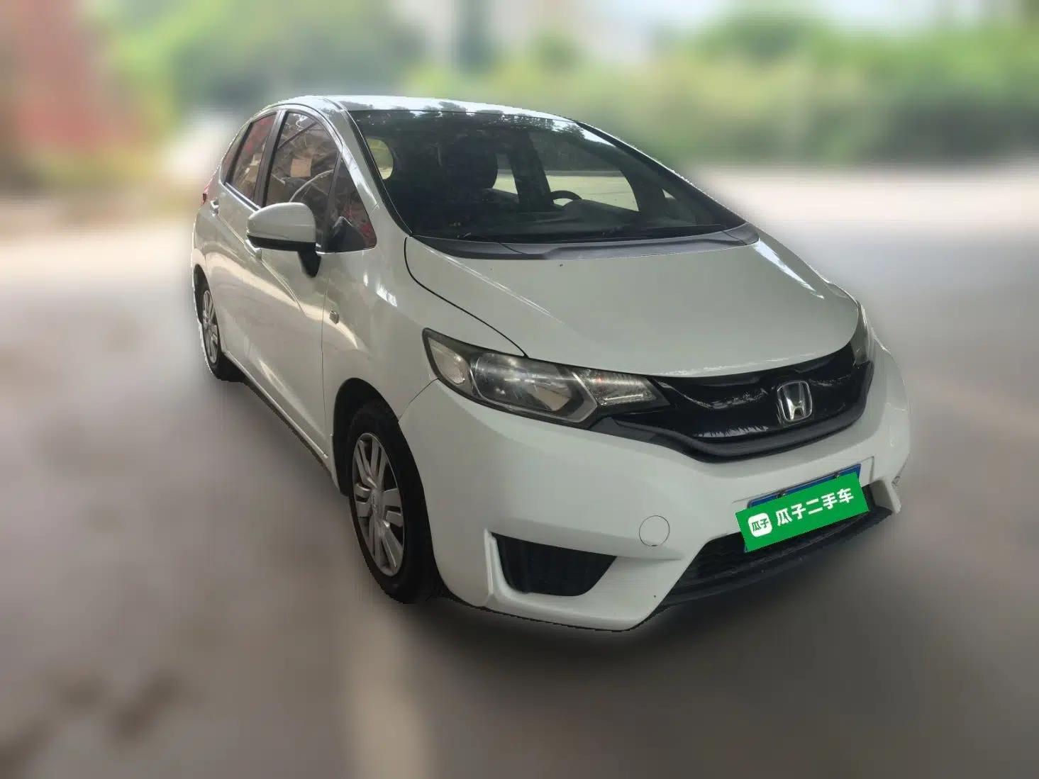Honda Fit 2016 1.5L LXS CVT Comfort Sunroof Version — миниатюра 3