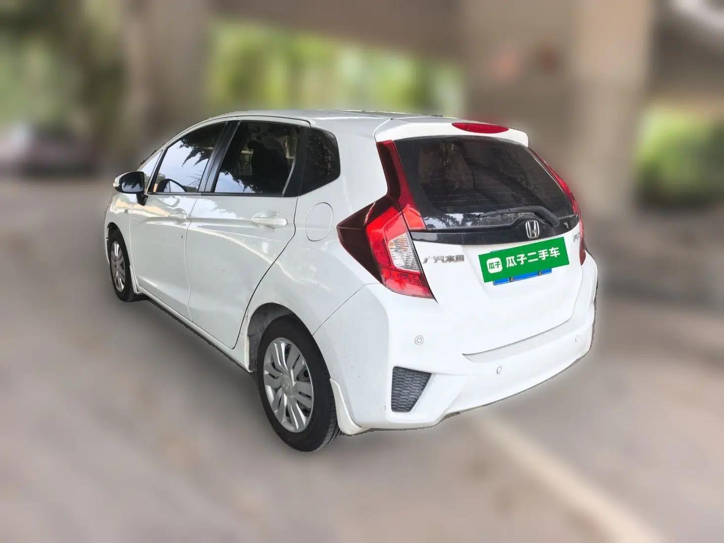 Honda Fit 2016 1.5L LXS CVT Comfort Sunroof Version — миниатюра 4