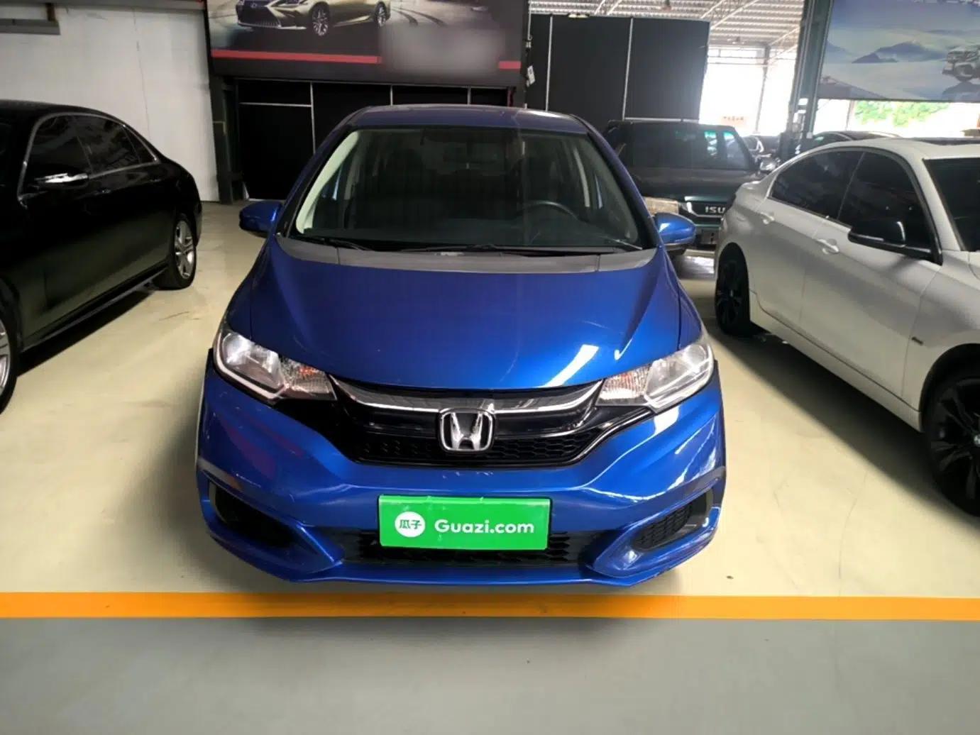 Honda Fit 2018 1.5L CVT Comfort Version — миниатюра 2