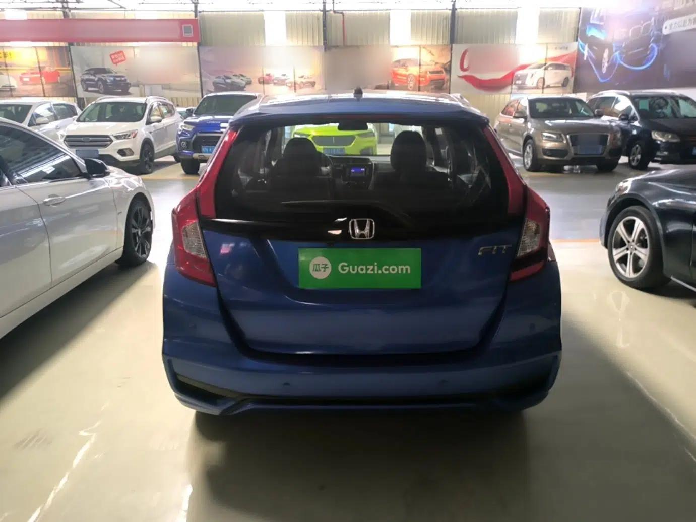 Honda Fit 2018 1.5L CVT Comfort Version — миниатюра 5