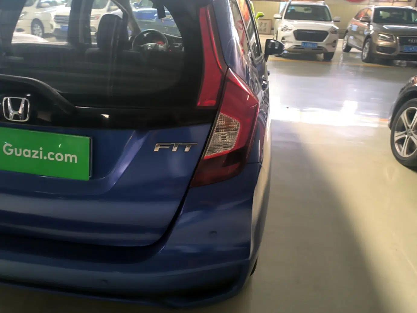 Honda Fit 2018 1.5L CVT Comfort Version — миниатюра 9