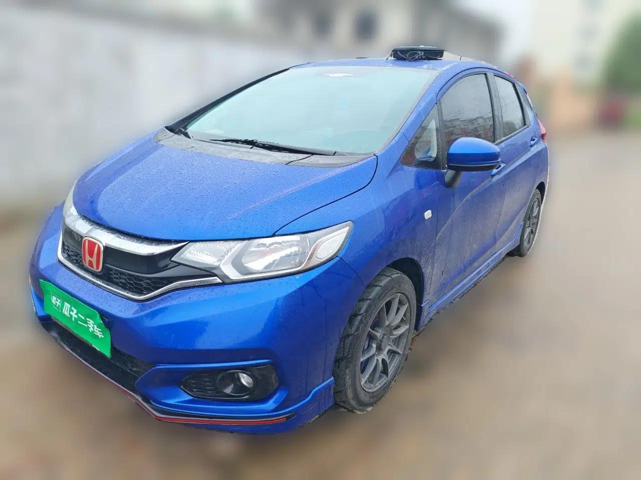 Honda Fit 2018 1.5L CVT Trendy Run+ Edition — миниатюра 1